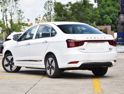 120kw 230NM Long Range Dongfeng Electric Cars Sedan AEOLUS E70